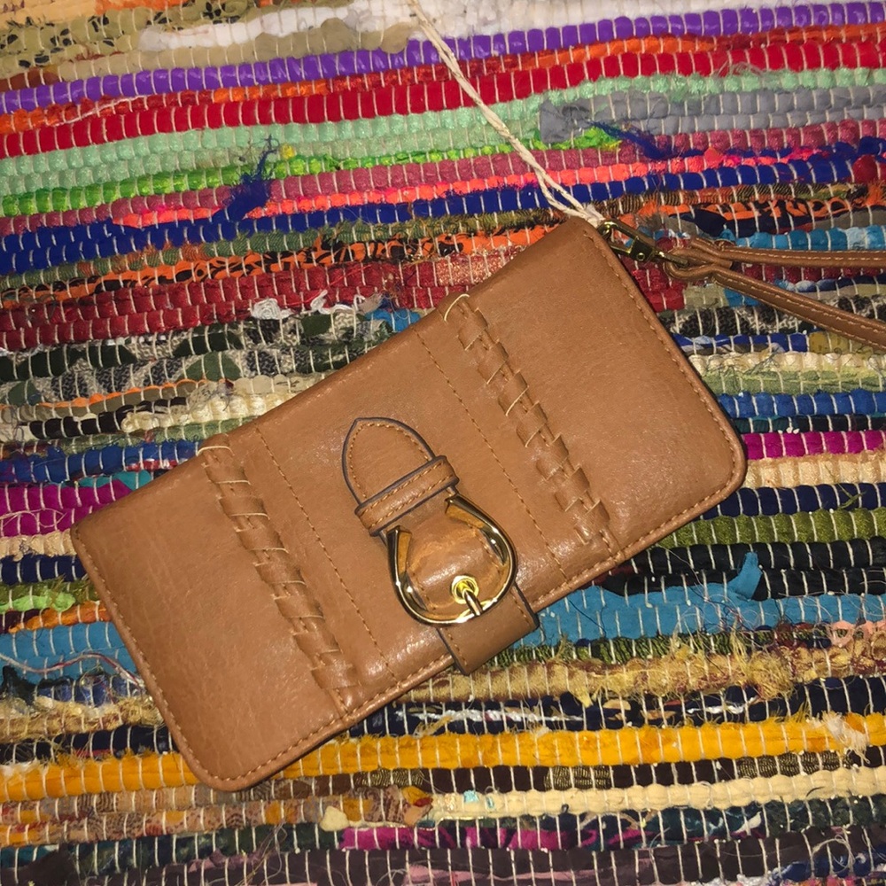 Jessica Simpson Clutch